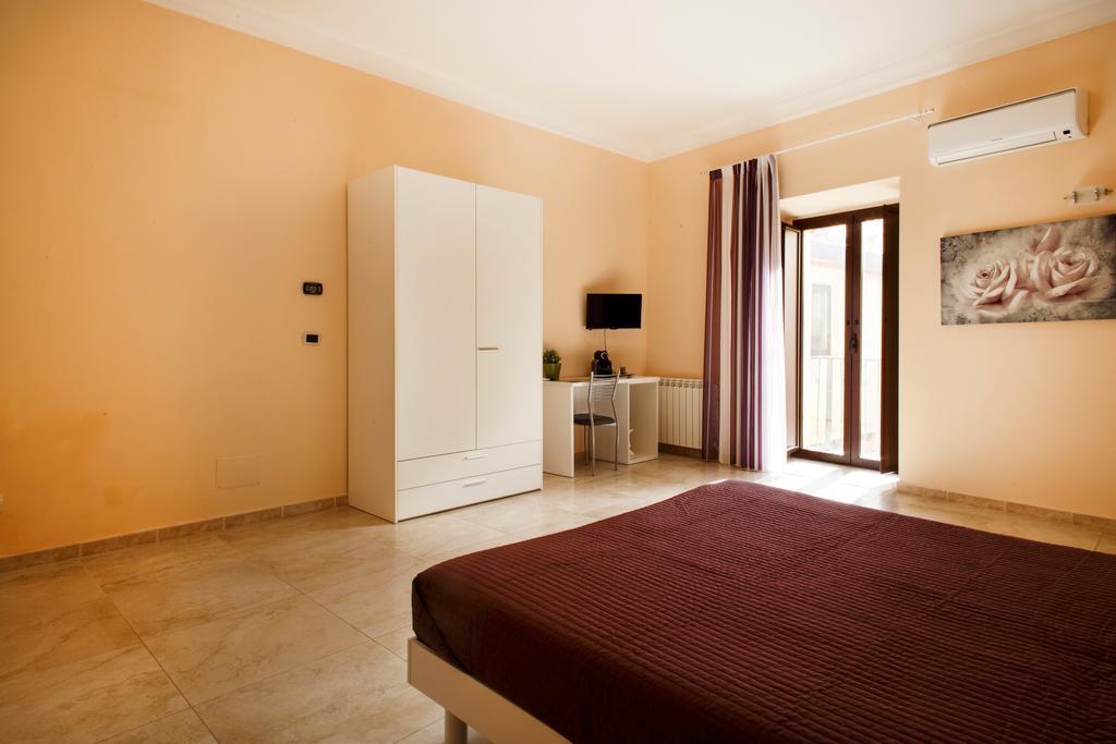 Four Rooms Agrigento Exterior photo